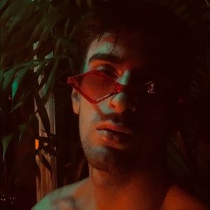 Meet your Posher, Ira